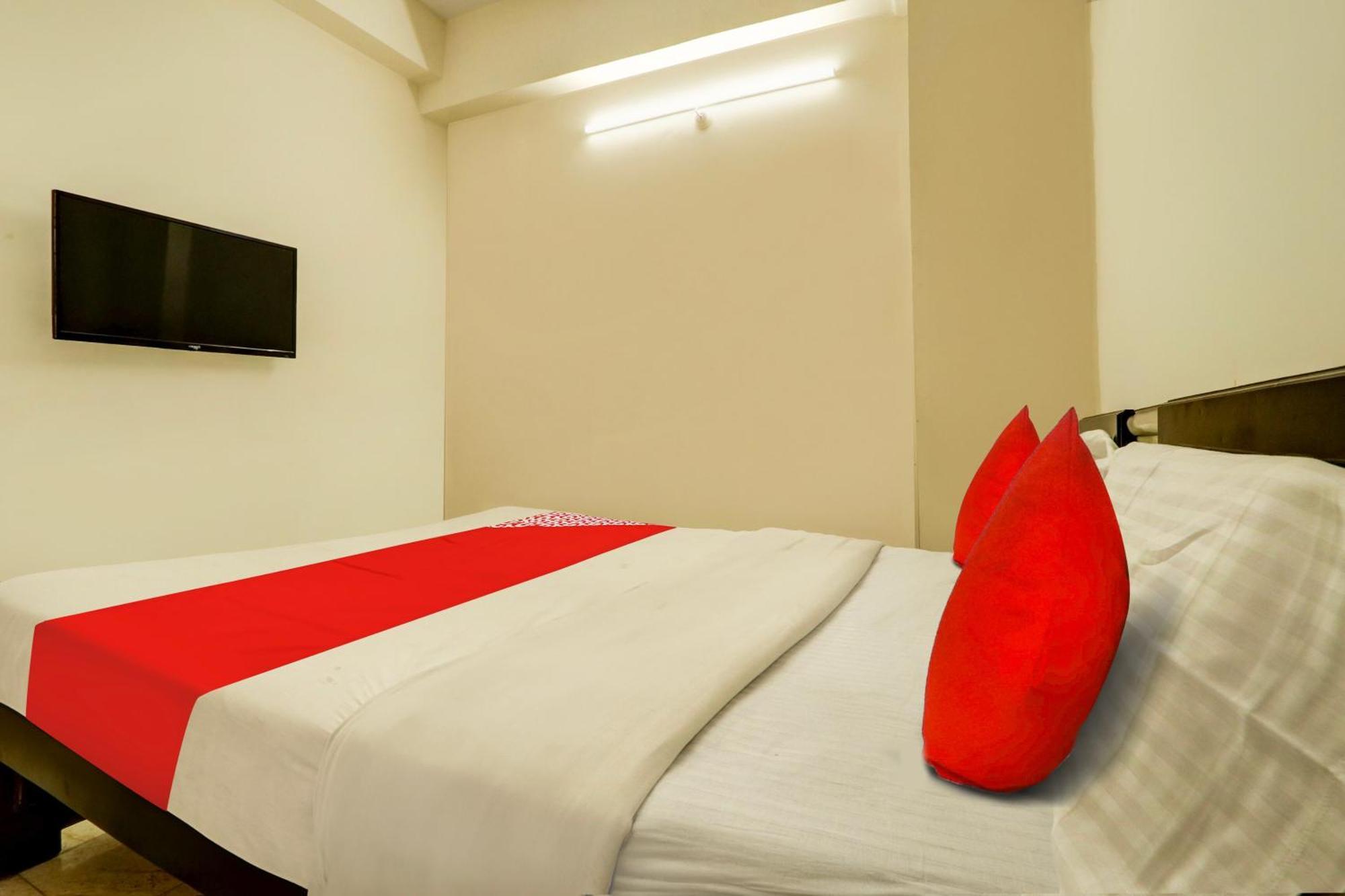 Hotel O Royal Haven Hyderabad Esterno foto